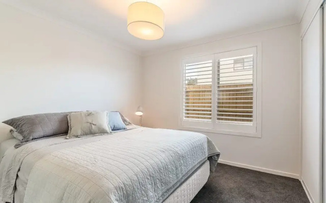 7 Graydens with views in Ventnor