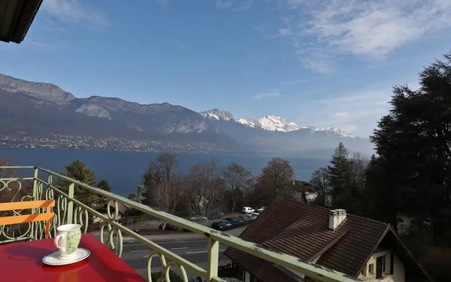 Charming 30m² studio close to the lake