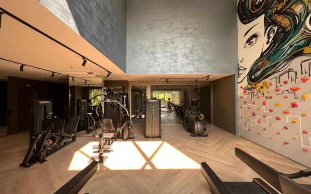 Iconyc House of Charlie