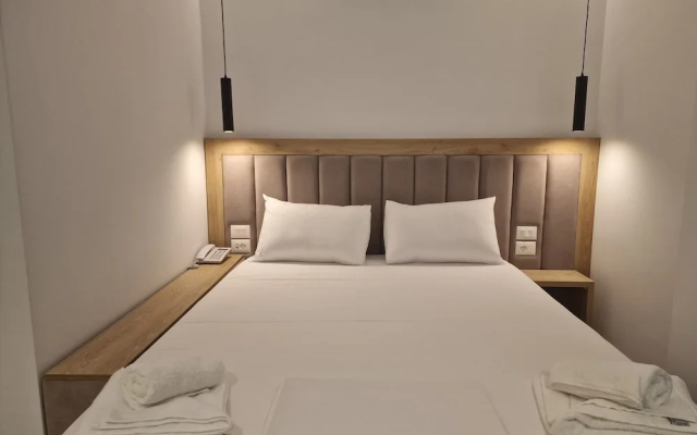 Monel Hotel