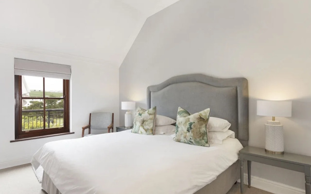 Winelands Golf Lodges 9