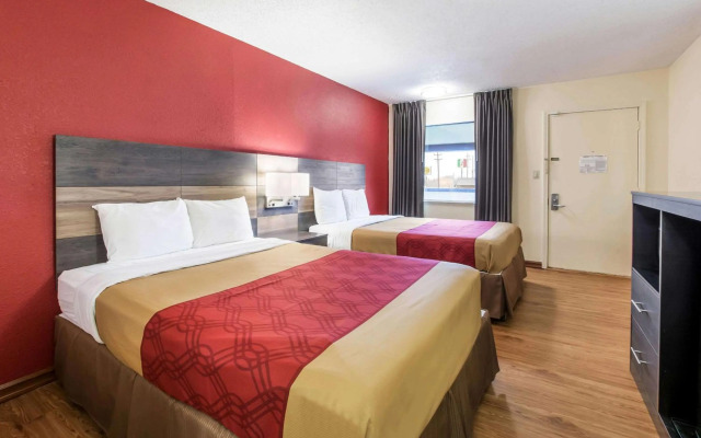 Econo Lodge Cloverdale