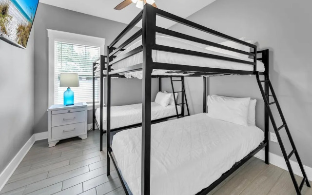 White Sands Beach Retreat, Panama City Beach