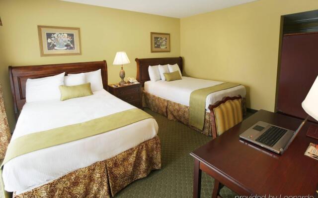 Clarion Hotel & Suites Convention Center Fredericksburg