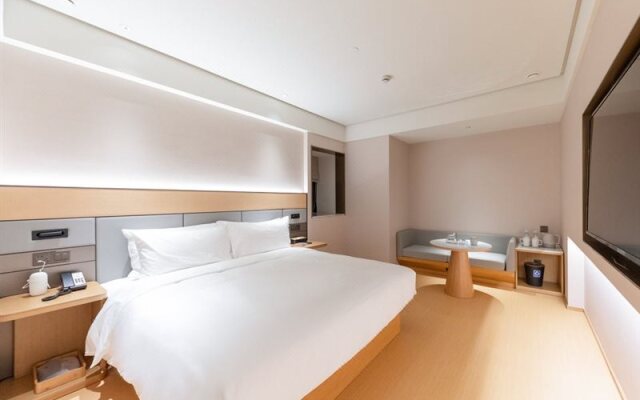 Ji Hotel Shanghai Changshou Road Yaxin Life Plaza