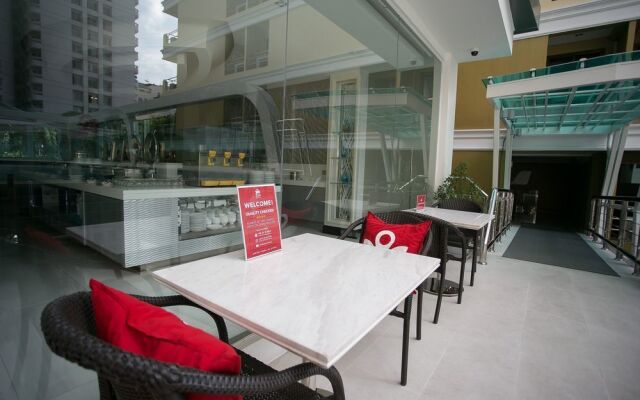 ZEN Premium Santiphap Park