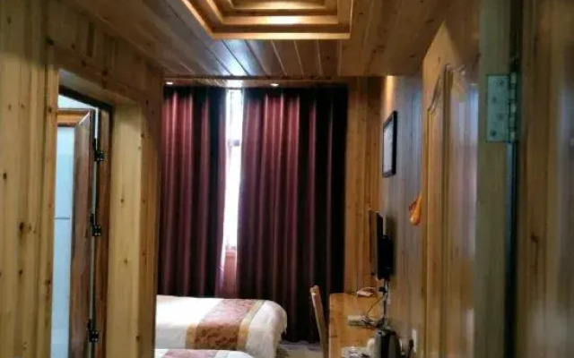 Huangguan Hotel
