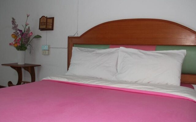 Vanarom Hotel