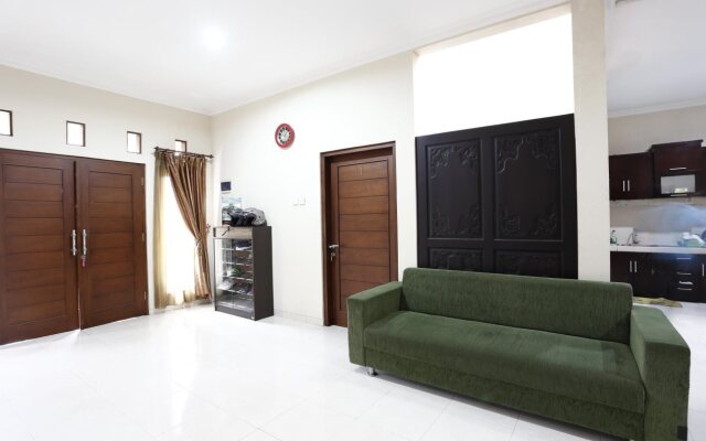 Twin House