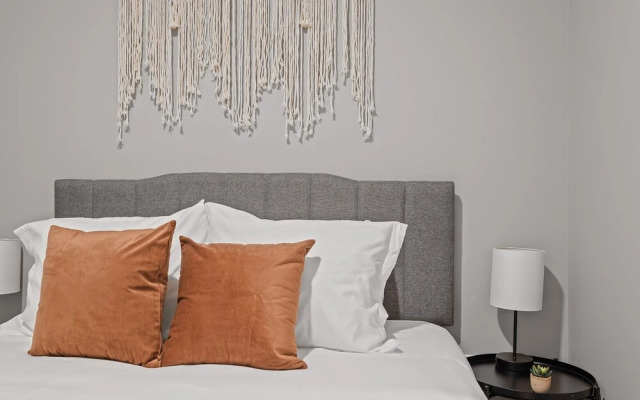 Apartments in Pittsburgh's Cultural District by Frontdesk