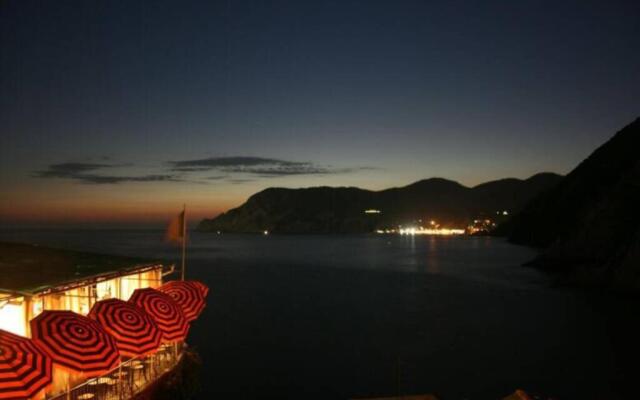 The Honeymooners’ Paradise Suite