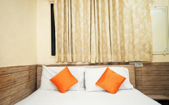 Hotel Sai Parikrama