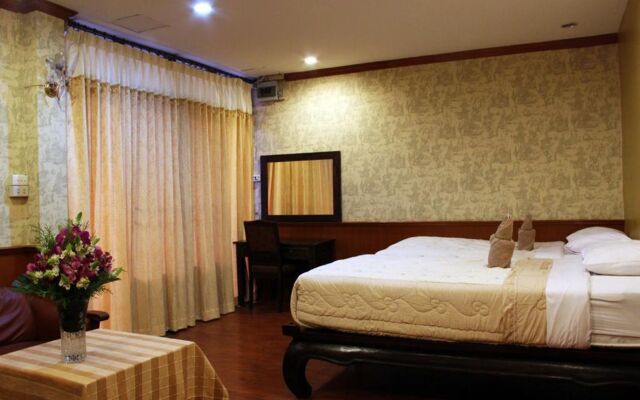SK House