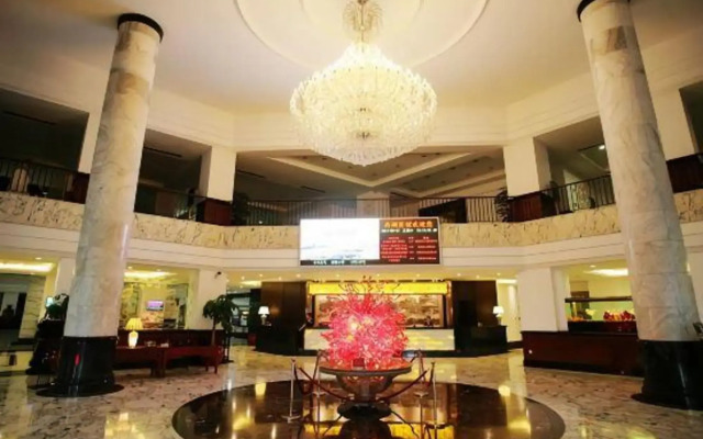 Fujian West Lake Hotel