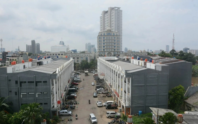 Cozy and Homey Studio at Belmont Apartment