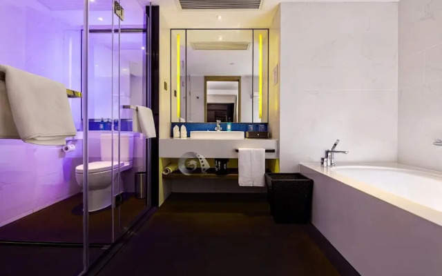 Holiday Inn Express Shenzhen Dongmen