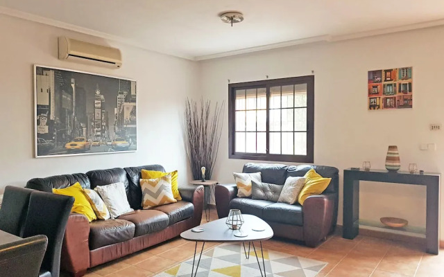 Three Double Bedroom Townhouse in Lovely Village