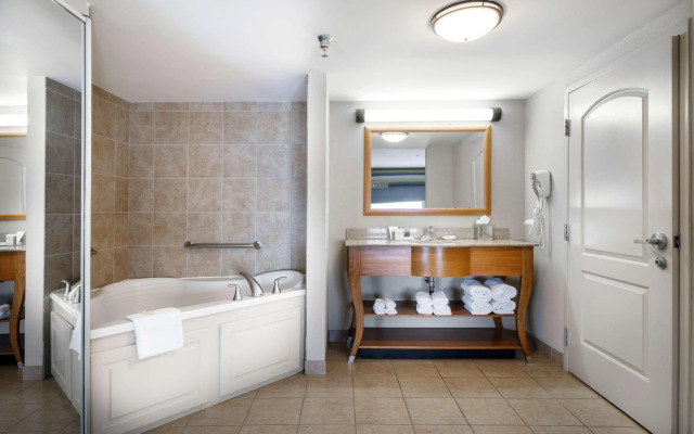 Hampton Inn And Suites Madera