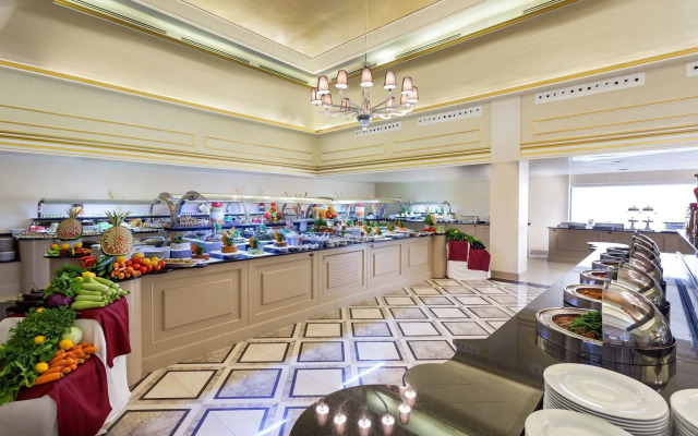 Selectum Family Resort Didim