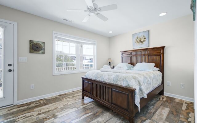 Swordfish #1 - 4 Br Duplex