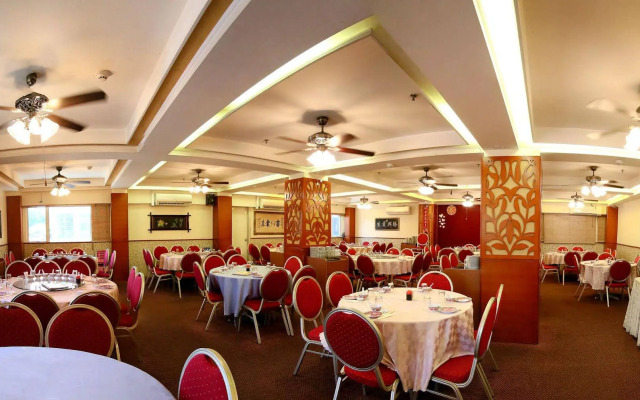 OYO 597 Winner Hotel