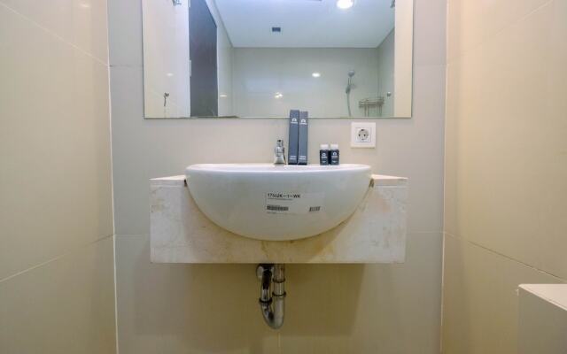 Comfy and Minimalist 1BR Apartment at Atria Residence