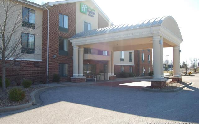 Holiday Inn Express Hotel & Suites Tell City, an IHG Hotel