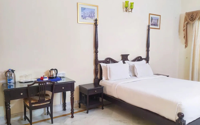Devraj Villa-A Luxury Homestay with Pool