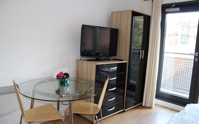 Empire Serviced Apartments