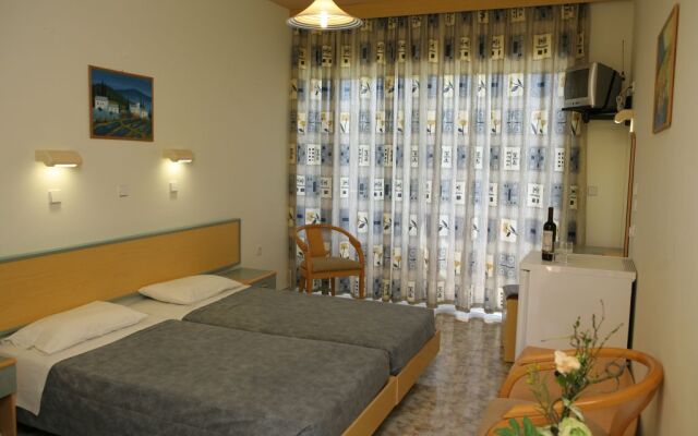 Relax Hotel