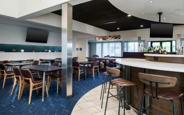 Courtyard by Marriott Phoenix Airport