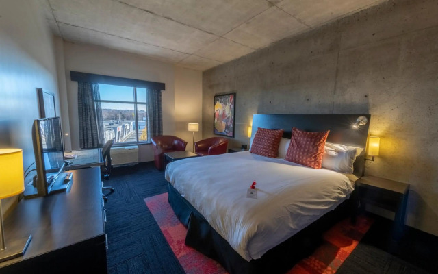 Grand Times Hotel Quebec City Airport