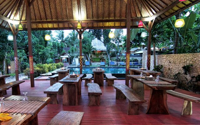 The Tanis Beach Resort Nusa Lembongan