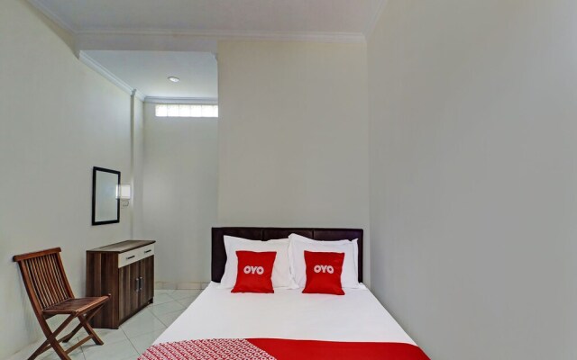 OYO 91933 Puri Gana Residence