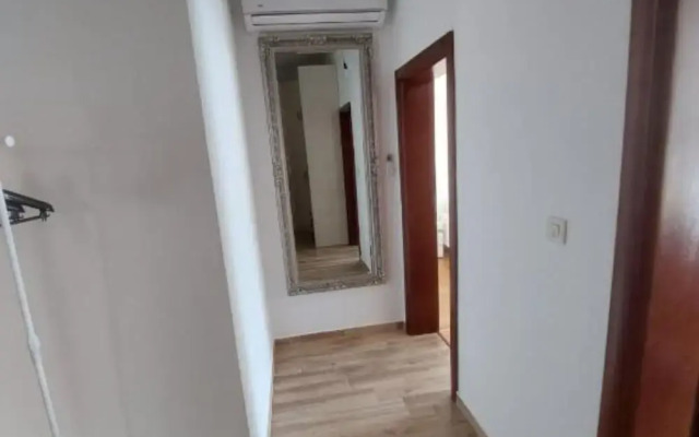 Deluxe City Escape With Modern Comforts & Garage