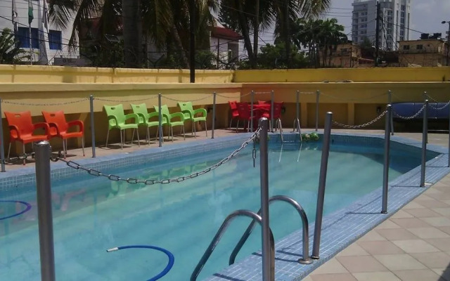 Divine Fountain Hotel