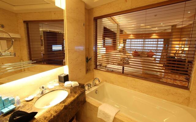 West International Trade Hotel Beijing