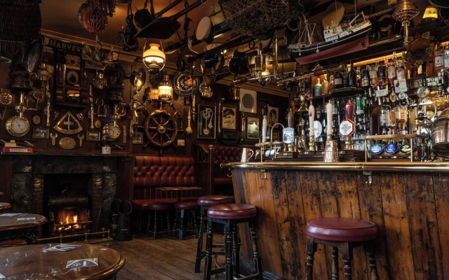 The Olde Ship Inn