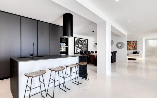 Psarou Black Villa II