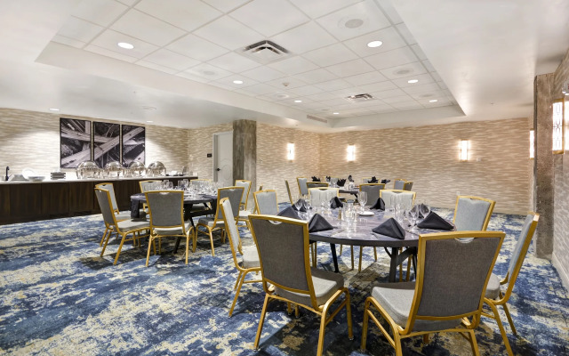 Hotel Indigo Kansas City - The Crossroads by IHG