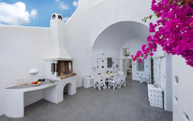 White Cave Private Villa