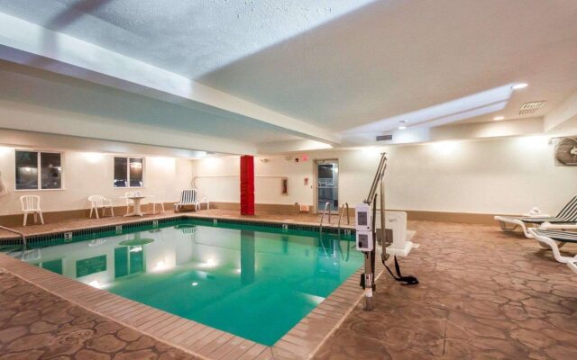 Sleep Inn & Suites