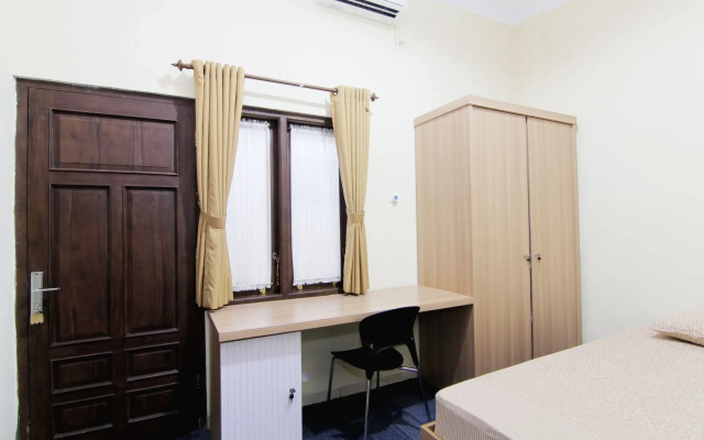 Embe Joglo Homestay