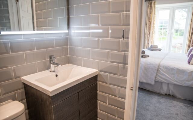 Tregaddra Farmhouse B&B