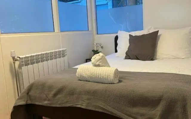 New City Garden view 5min TU Delft room bentley