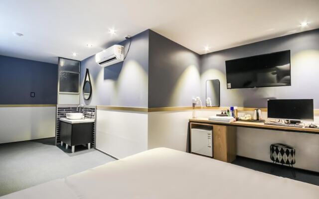 Hotel Deluxe - Hostel