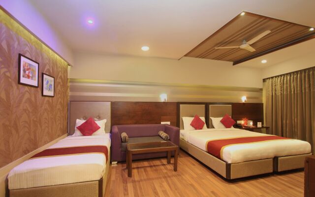 The Berrys Hotel by OYO