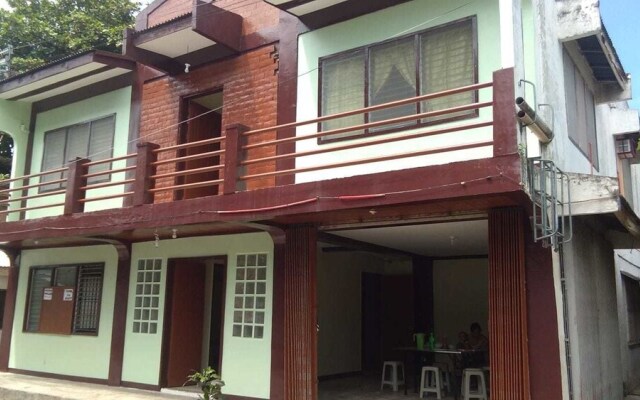 Villavante Backpackers Lodge - Hostel