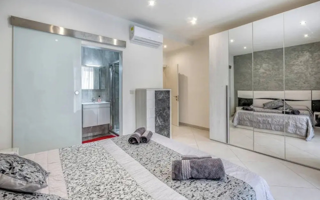 Luxury 3 BR Apt in Gzira Near Sliema - Stjulians
