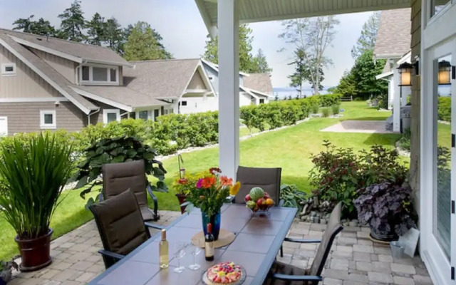 Qualicum Landing